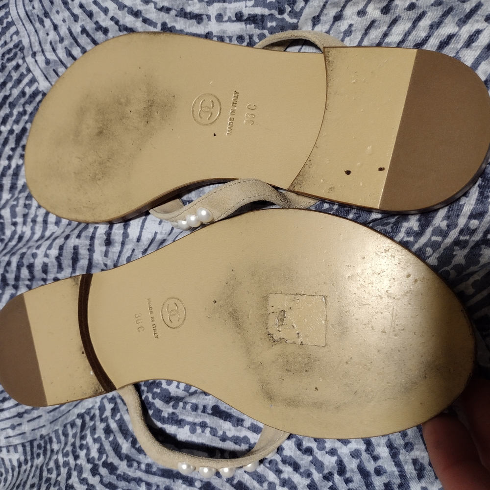Chanel Women's Tan Sandals with Pearl Accents - Picture 7 of 7